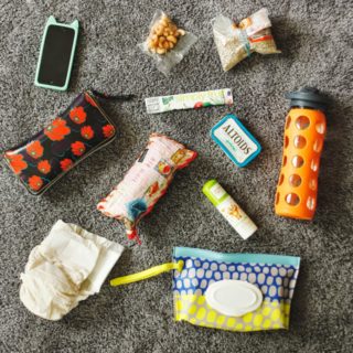 what’s in my diaper bag.  it’s totally interesting.