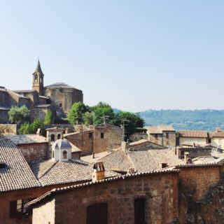 American breakfasts, gelato, and rain in Orvieto.